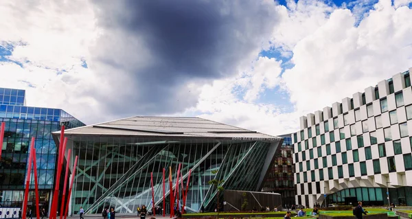 Grand Canal Square em Dublin Docklands — Fotografia de Stock