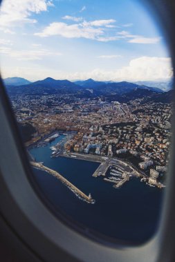 Nice, Fransa ve çevresindeki coastlin şehrin havadan görünümü