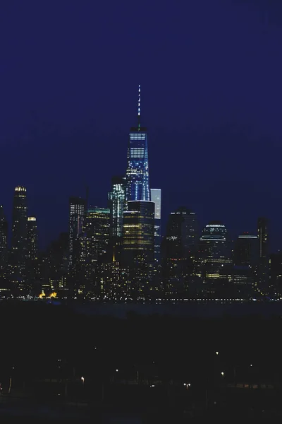 Lägre Manhattan skyline av natt sett från Hoboken, nya Yersey — Stockfoto