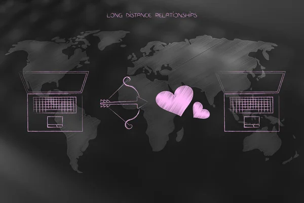 Wereldkaart met laptops, Cupido boog en lovehearts ertussen — Stockfoto