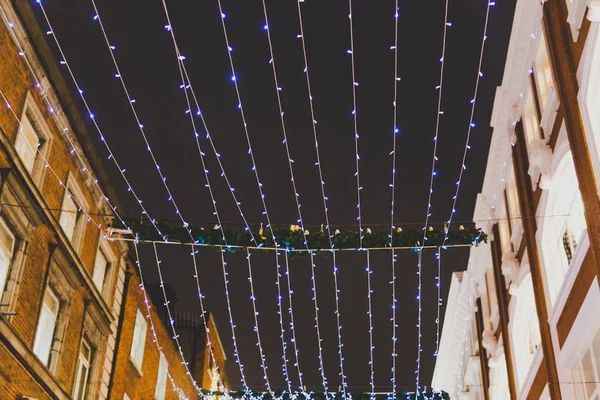 Luces de Navidad que adornan el centro de Dublín — Foto de Stock