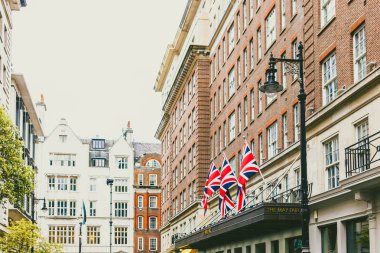 Mayfair tarihi binalar ile bir zengin sokaklar
