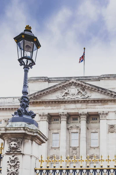 Detalle del exterior del Palacio de Buckingham — Foto de Stock