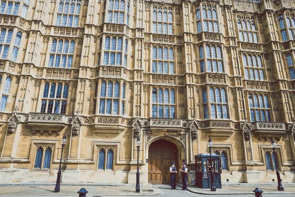 Detail of the Palace of Westminster building in London city cent — Stock Photo, Image