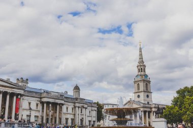National Gallery London City Trafalgar meydanında görünümünü 