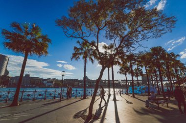Sydney Harbour yakınındaki Merkezi işletme Circular Quay görünümünü