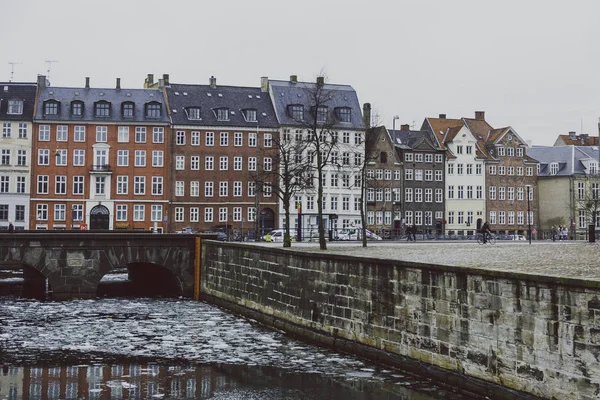 Αρχιτεκτονική και κτήρια της στους δρόμους της Κοπεγχάγης που χαρακτ — Φωτογραφία Αρχείου