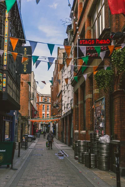 Widok z Dame Lane w Dublin city centrum tradycyjnej ulicy wit — Zdjęcie stockowe