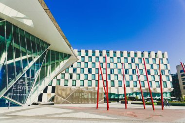  Bord GAIS tiyatro ve işaret H mimari detaylar