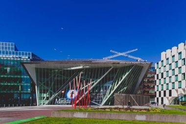 geniş açılı görünüş Bord GAIS tiyatro ve Grand Canal Squi