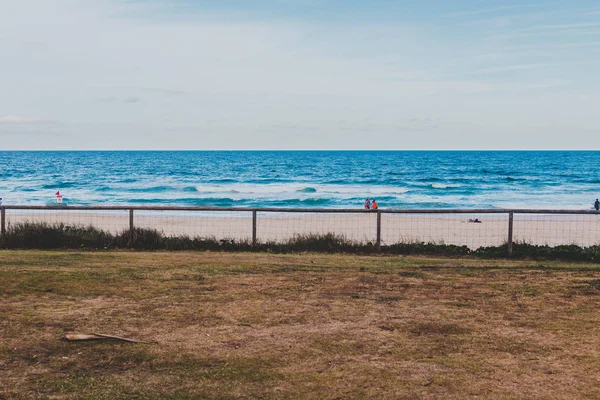 Stranden och landskap i Surfers Paradise på Gold Coast — Stockfoto