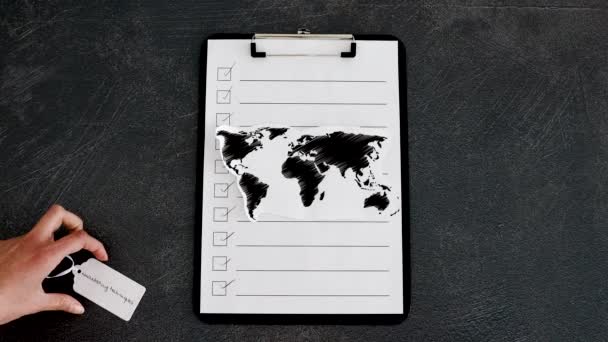 글로벌 비즈니스 비디오 손으로 태그를 마케팅 텍스트로 배치하여 지도와 목록을 — 비디오