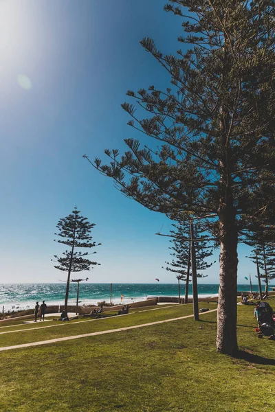 View of Scarborough beach near Perth on a sunny and warm summer — Stock Photo, Image
