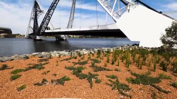 Perth Australia Diciembre 2019 Vista Del Puente Matagarup Sobre Río — Vídeo de stock