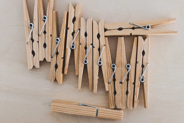 Group of wooden peg to hang the washing, sustainable living and — Stock Photo, Image