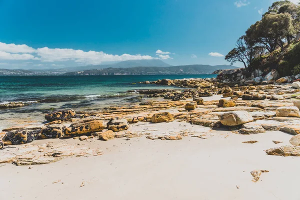 Táj Oopsum Bay Beach Egy Napos Nyári Napon Senki Strandon — Stock Fotó