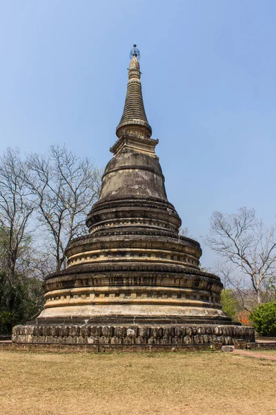 Staré pagody na Wat Umong Suan Puthatham, Chiangmai, Thajsko — Stock fotografie