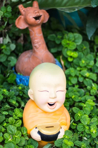 Clay Monk Happy Statues, Thai style — Stock Photo, Image