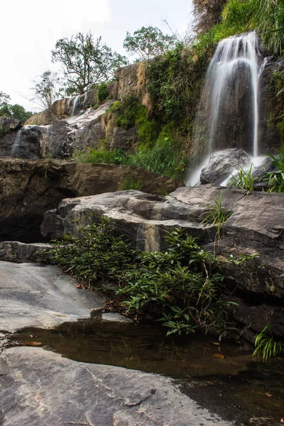 Mae Klang beauty Waterfall in Chiang Mai Province, Doi Inthanon — Stock Photo, Image