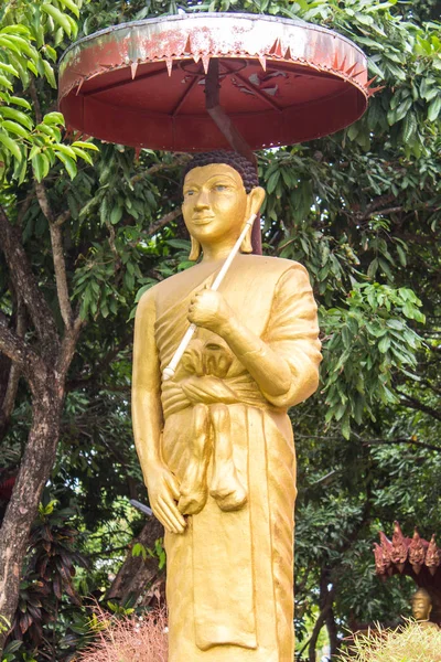 Thai monk statue — Stock Photo, Image