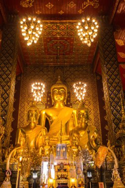 Wat Phra ki Hariphunchai, Lamphun il Buda heykeli