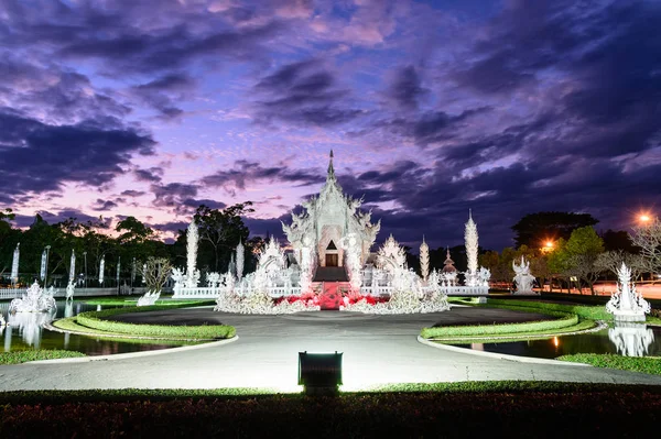 Świątynia białego, Chiangrai, Tajlandia — Zdjęcie stockowe