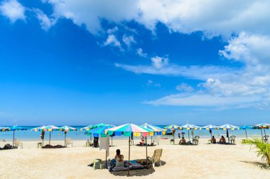 Yaz aylarında Phuket beach