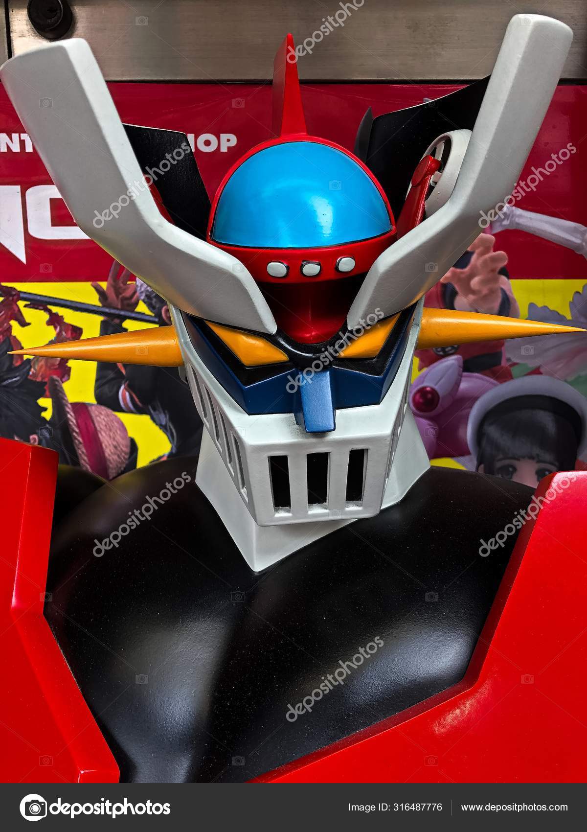 Download Osaka Japan Apr 2019 Close Vintage Statue Amazing Mazinger Robot Free HD Wallpaper Osaka Japan Apr 2019 Close Vintage Statue Amazing Mazinger Robot HD