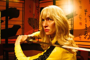 Los Angeles, Usa - 08 Ekim 2015: Madame Tussauds Hollywood balmumu müzesinde Kill Bill 'den Gelin rolünde Uma Thurman. Marie Tussaud, Marie Grosholtz olarak 1761 yılında doğdu.