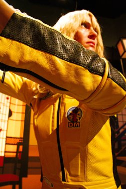 Los Angeles, Usa - 08 Ekim 2015: Madame Tussauds Hollywood balmumu müzesinde Kill Bill 'den Gelin rolünde Uma Thurman. Marie Tussaud, Marie Grosholtz olarak 1761 yılında doğdu.