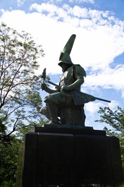 Nagoya kalesi yakınlarında Kiyomasa Kato heykeli. 