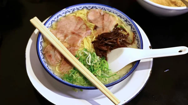 Κοντινό Πλάνο Της Ιαπωνικής Ψημένο Char Siu Χοιρινό Noodles Ράμεν — Φωτογραφία Αρχείου