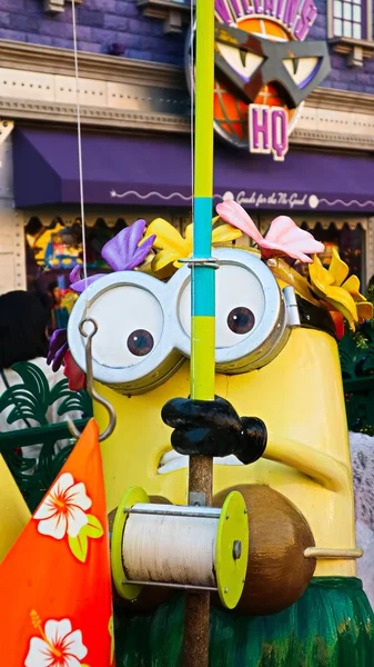 Osaka Japão Novembro 2019 Close Christmas Version Happy Minion Statue — Fotografia de Stock