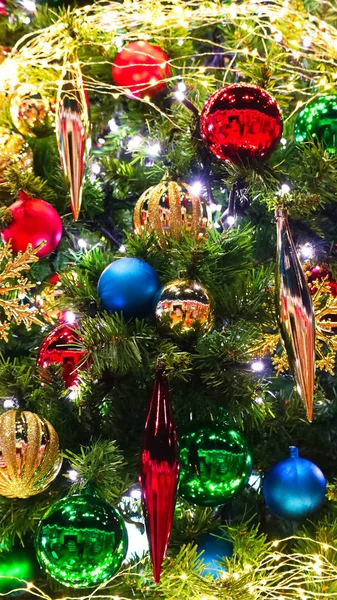 Many Colorful Ornaments Christmas Tree Merry Christmas Happy Holidays Beautiful — Stock Photo, Image