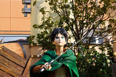 Osaka, Japonya - 20 Ocak 2020: Titan Saldırısı 'ndan Ellen Jaeger' ın klonlanmış heykeli (Shingeki no Kyojin) / Universal Stüdyoları japan 'da hayatta kalma yarışı.
