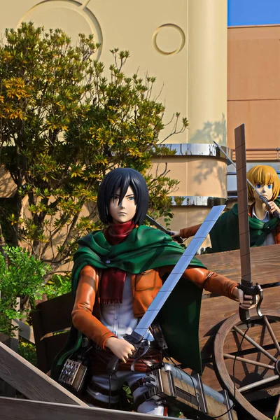 Osaka, Japonya - 20 Ocak 2020: Titan Saldırısı 'ndan Mikasa Ackerman' ın Klon-oid heykeli (Shingeki no Kyojin) / Universal Stüdyoları Japonya 'da Hayatta Kalma yarışı.