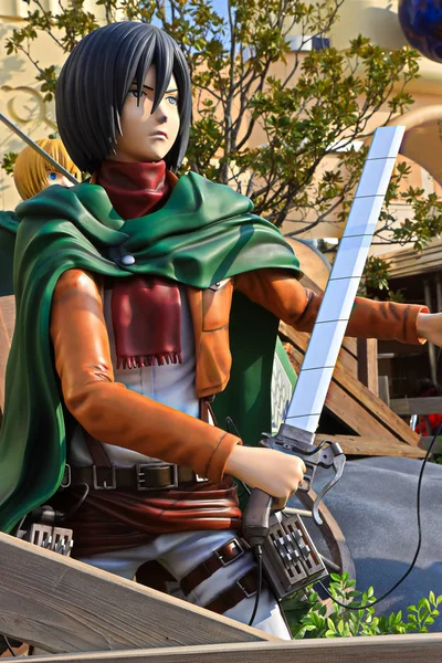 Osaka, Japonya - 20 Ocak 2020: Titan Saldırısı 'ndan Mikasa Ackerman' ın Klon-oid heykeli (Shingeki no Kyojin) / Universal Stüdyoları Japonya 'da Hayatta Kalma yarışı.
