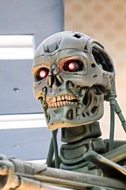 Osaka, Japonya - 20 Ocak 2020: Terminatör 3d 'den T-800 Endoskeleton' un fotoğrafı, Terminatör 6 Dark Fate 