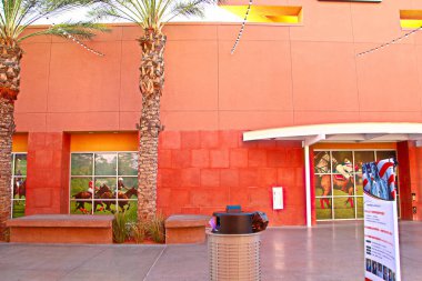 Las Vegas, Nv / Usa - 15.2018 Sep: Fotoğraf Las Vegas 'ta Premium Outlet' in kuzeyinde çekildi. Premium Outlet North ABD genelinde bulunmaktadır ve indirimler ve özel promosyonlar sunmaktadır..