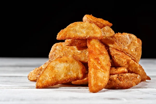 Papas Fritas Recién Horneadas Con Sal Pimienta Crujiente Por Fuera — Foto de Stock