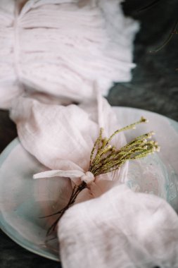 Zarif masa fotoğrafçılığı için özel masa örtüsü malzemelerinin açık pembe pastel rengi. Düğün motifleri için mükemmel. Yün ve pamuktan yapılmış..