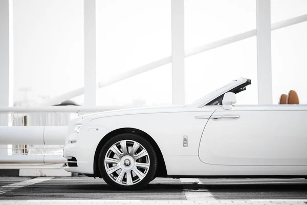 Dubai Egyesült Arab Emírségek 2019 Október Rolls Royce Dawn Cabrio — Stock Fotó