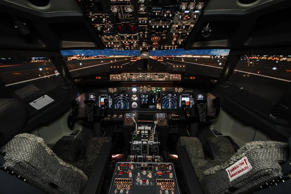 Vista Pista Desde Los Modernos Aviones Boeing Antes Del Despegue — Foto de Stock