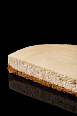 Bir dilim Cheesecake. Tatlılar sanatı. Pastane ve pastane için içerik. Geleneksel aşçılık.