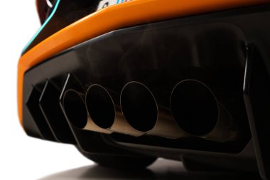 Dubai / BAE - 19 Aralık 2019: Lamborghini Aventador SV Roadster 'ın egzoz sistemi. Novitec hava kiti ve tekerlekler. Tahsilat arabası. Cabrio özel modeli. Süper araba.. 