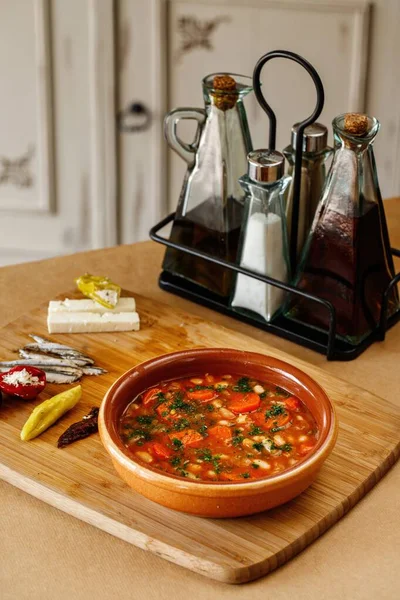 Rode Saus Met Gedroogde Tomaten Kruiden Authentieke Mediterrane Schotel Presenteerbare — Stockfoto