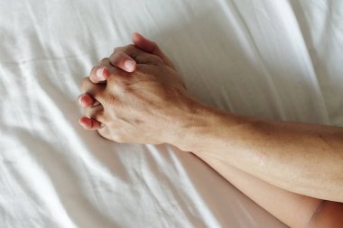 Yatak çarşafları ve yastık manzarası