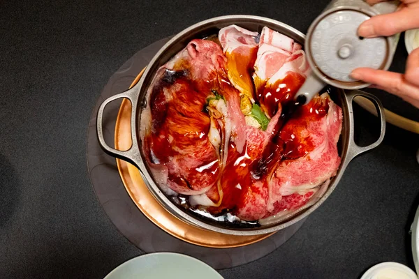 Cottura di manzo giapponese set Sukiyaki — Foto Stock