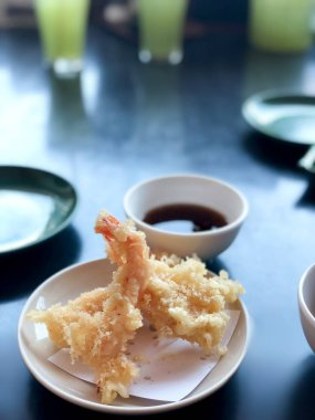 Tempura donburi, kızarmış karides tempura