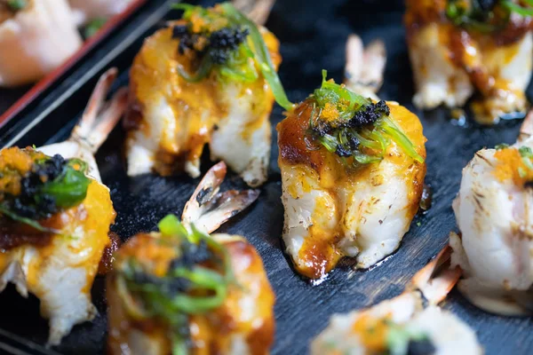 Fermer Sushi aux crevettes — Photo